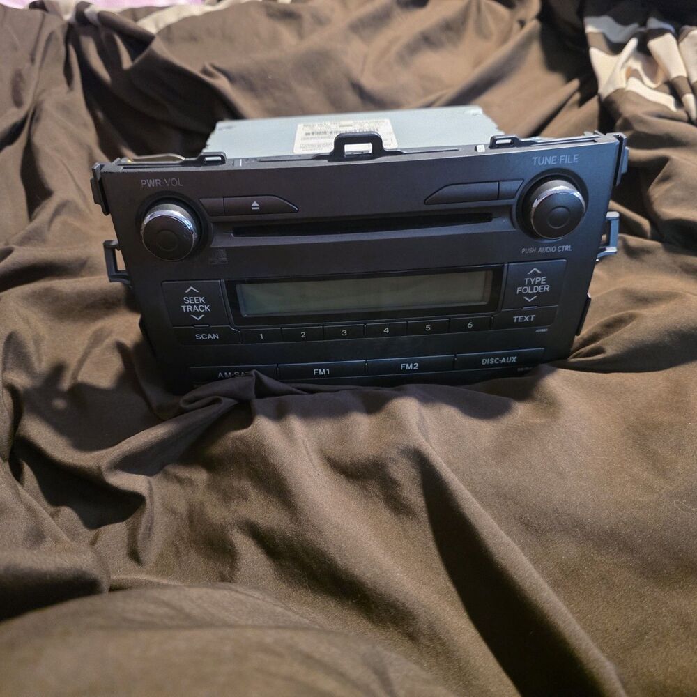 Toyota Corolla OEM Factory Radio CD Player 86120-02B00 Panasonic Untested